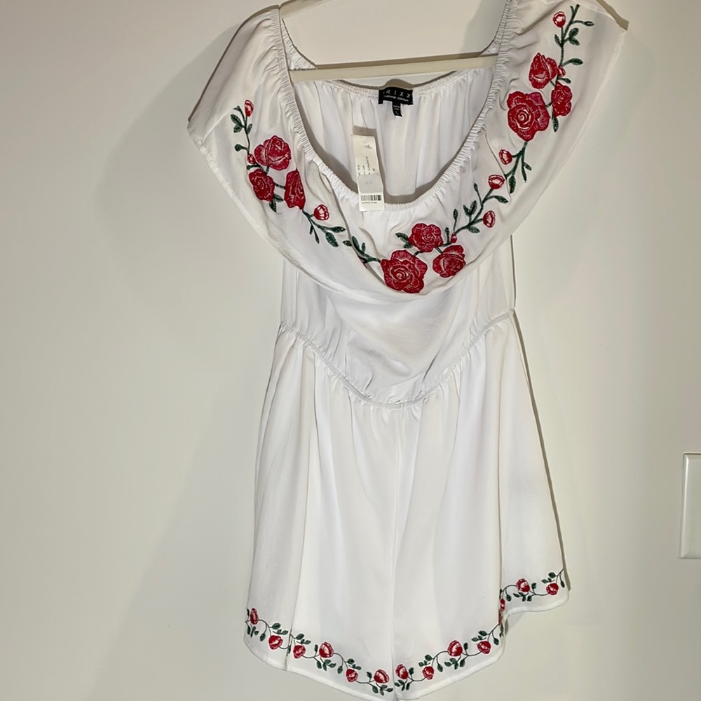NWT large romper